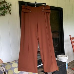 Wide leg trousers